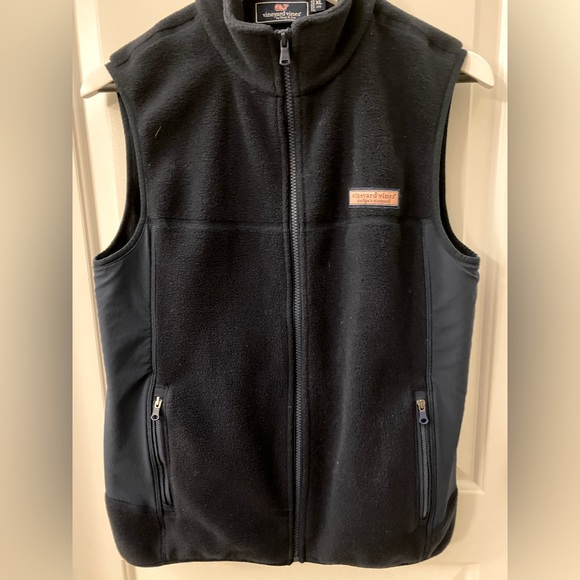 Vineyard Vines Other - LAST CHANCE Vineyard Vines Boys’ Fleece Vest Size XL (20)